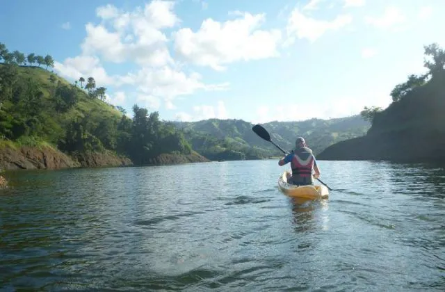 Hotel Villas del Lago excursion kayak
